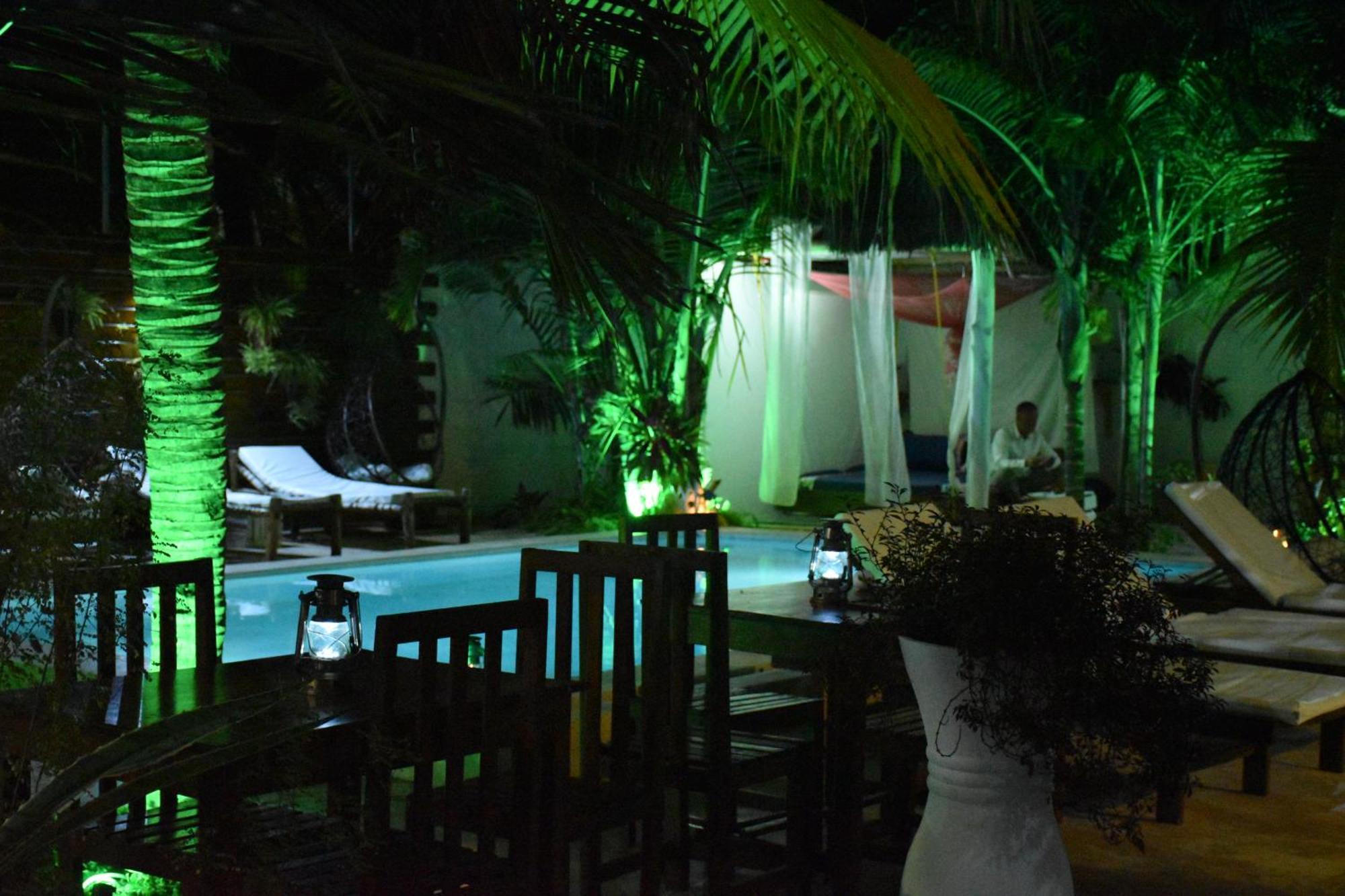 Cezere The Palm Hotel Paje Kültér fotó