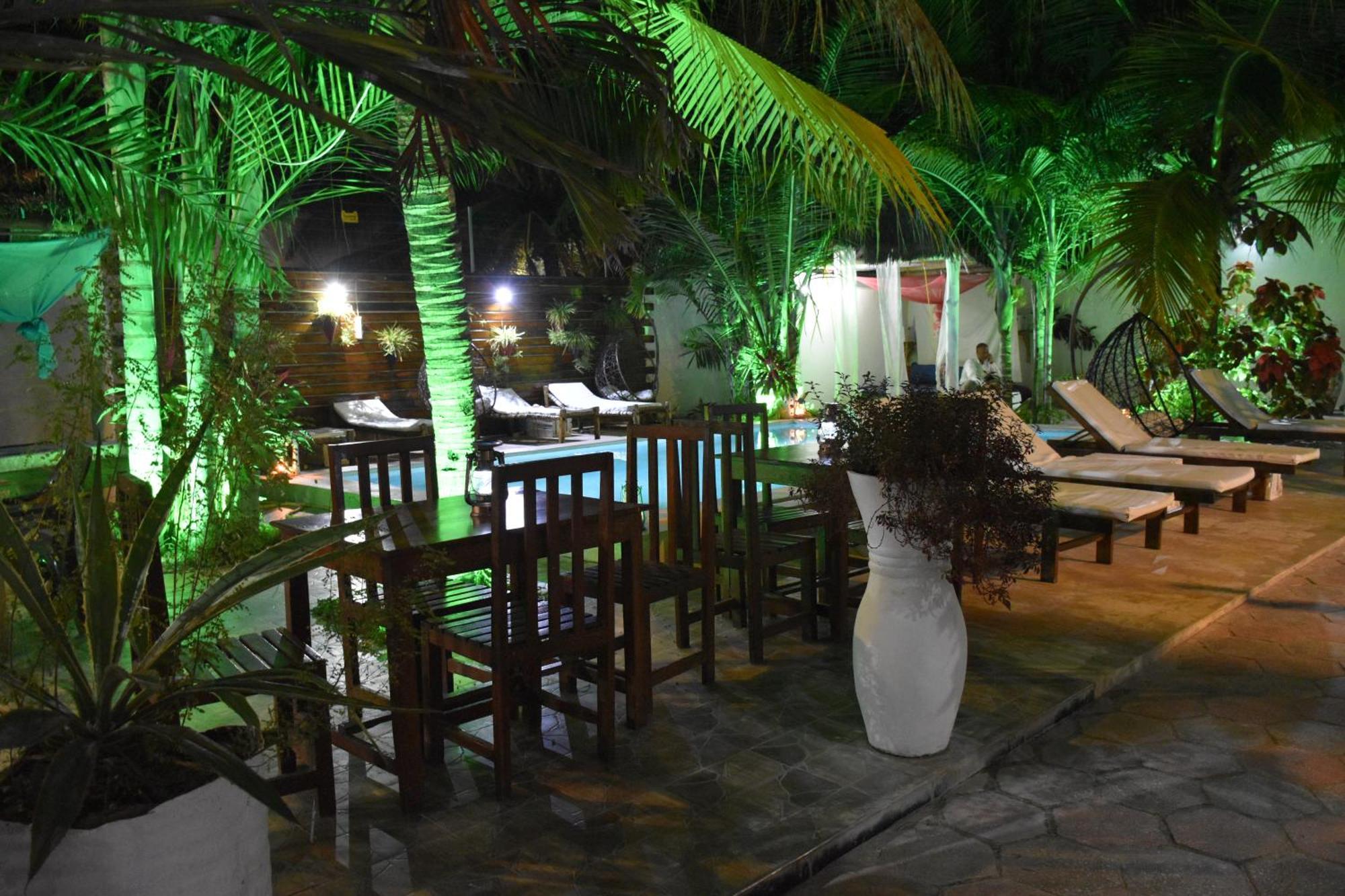 Cezere The Palm Hotel Paje Kültér fotó
